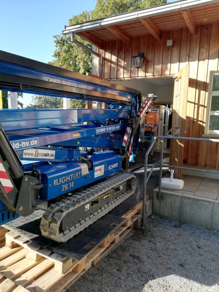 Gabelstapler, Arbeitsbühne, Treppensteiger, Sackkarre, Service München Linde, Manitou, Zonzini News, Blog Post Raupenbühne